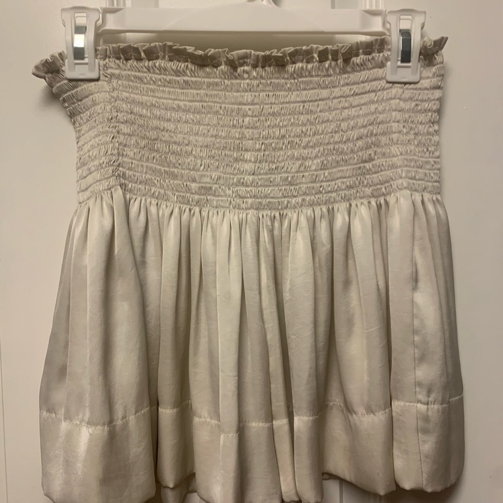 Koch Champagne Shorts. Size small.